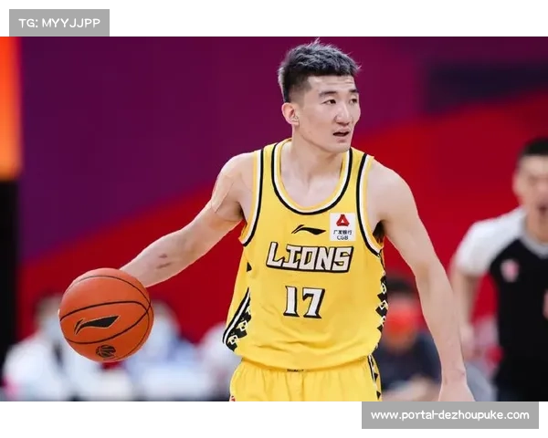 孙铭徽俱乐部杯半决赛开场五分钟重伤离场，确诊左脚距腓前韧带撕裂